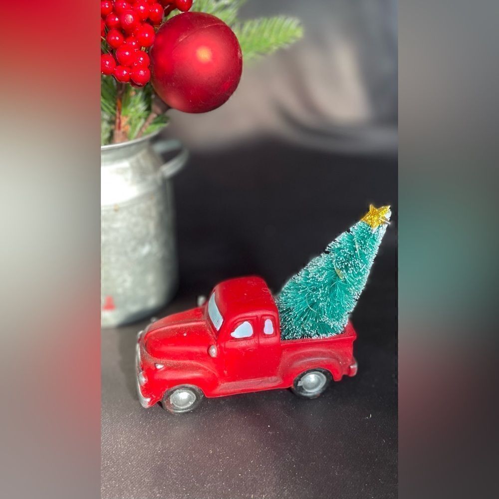 🎄❤️🎄 Little Red Pickup Truck Light Up Christmas Tree Table Decor EPC